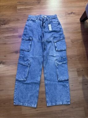 Women’s Cargo Jeans — Blue Wide-Leg Utility Style